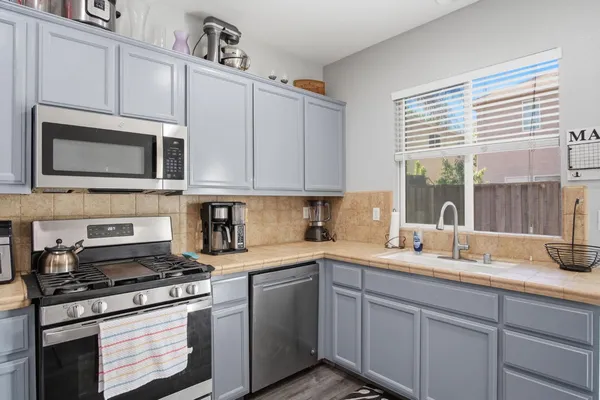 $425,000 | 6219 Howard Avenue, Riverbank, CA 95367