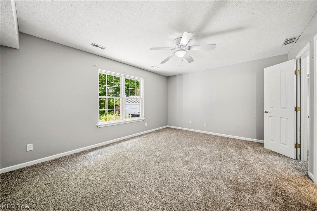 747 Rivers Edge Lane Painesville, OH 44077 - Photo 24 of 32