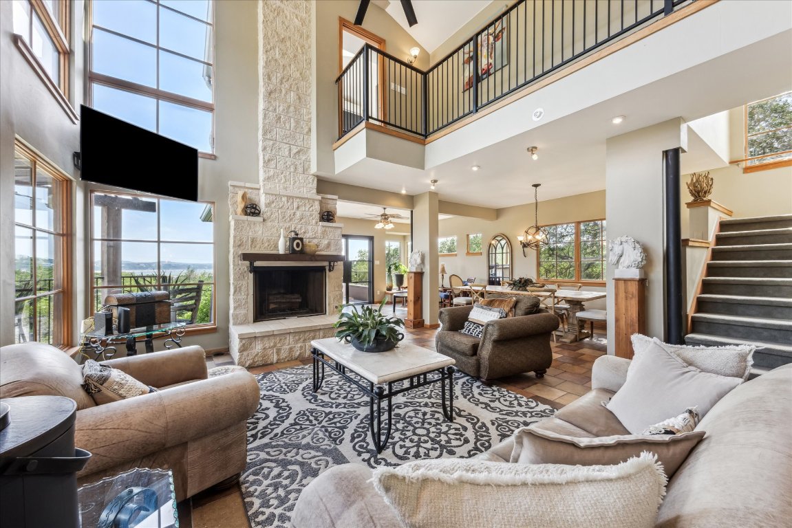 13801 Lakeview Drive Austin, TX 78732 - Photo 1 of 1