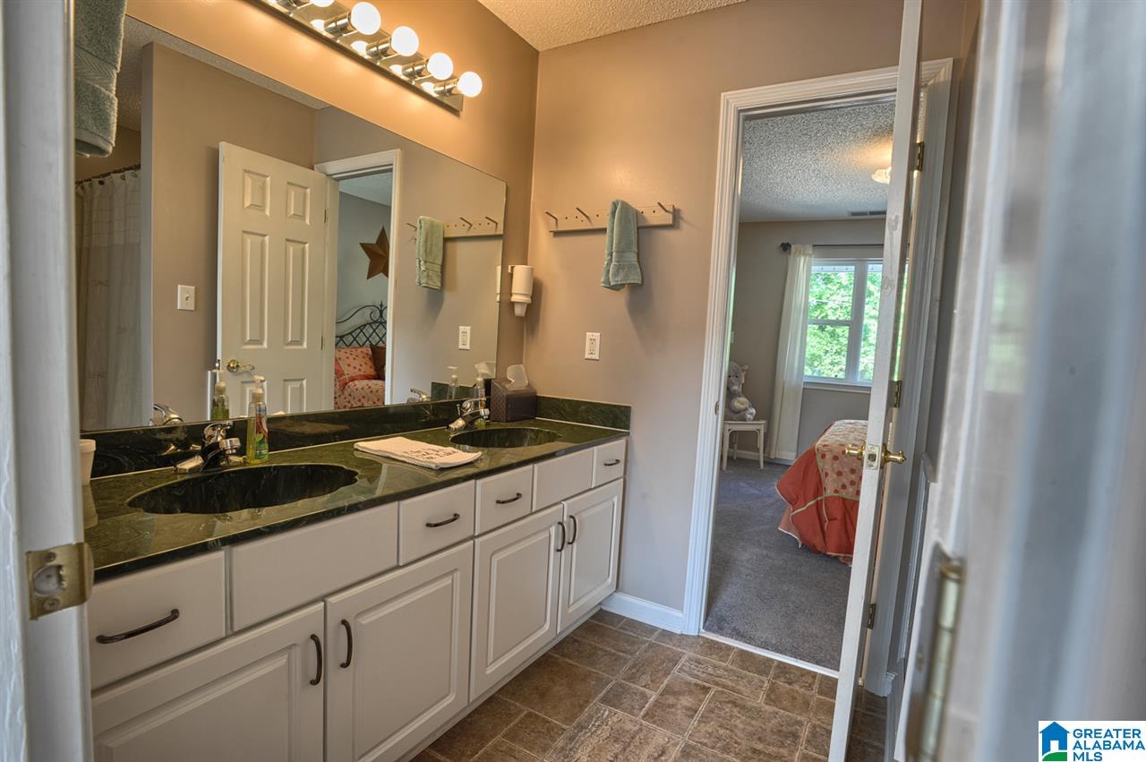 60 Pleasure Point Talladega, AL 35160 - Photo 16 of 24
