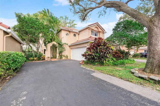 $4,200 | 10019 Northwest 5th Street, Plantation, FL 33324