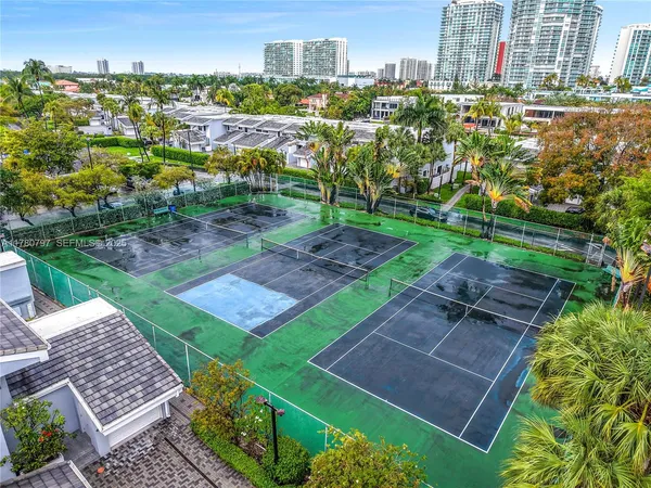 $1,999,900 | 311 Poinciana Island Drive, Unit 801, Sunny Isles Beach, FL 33160