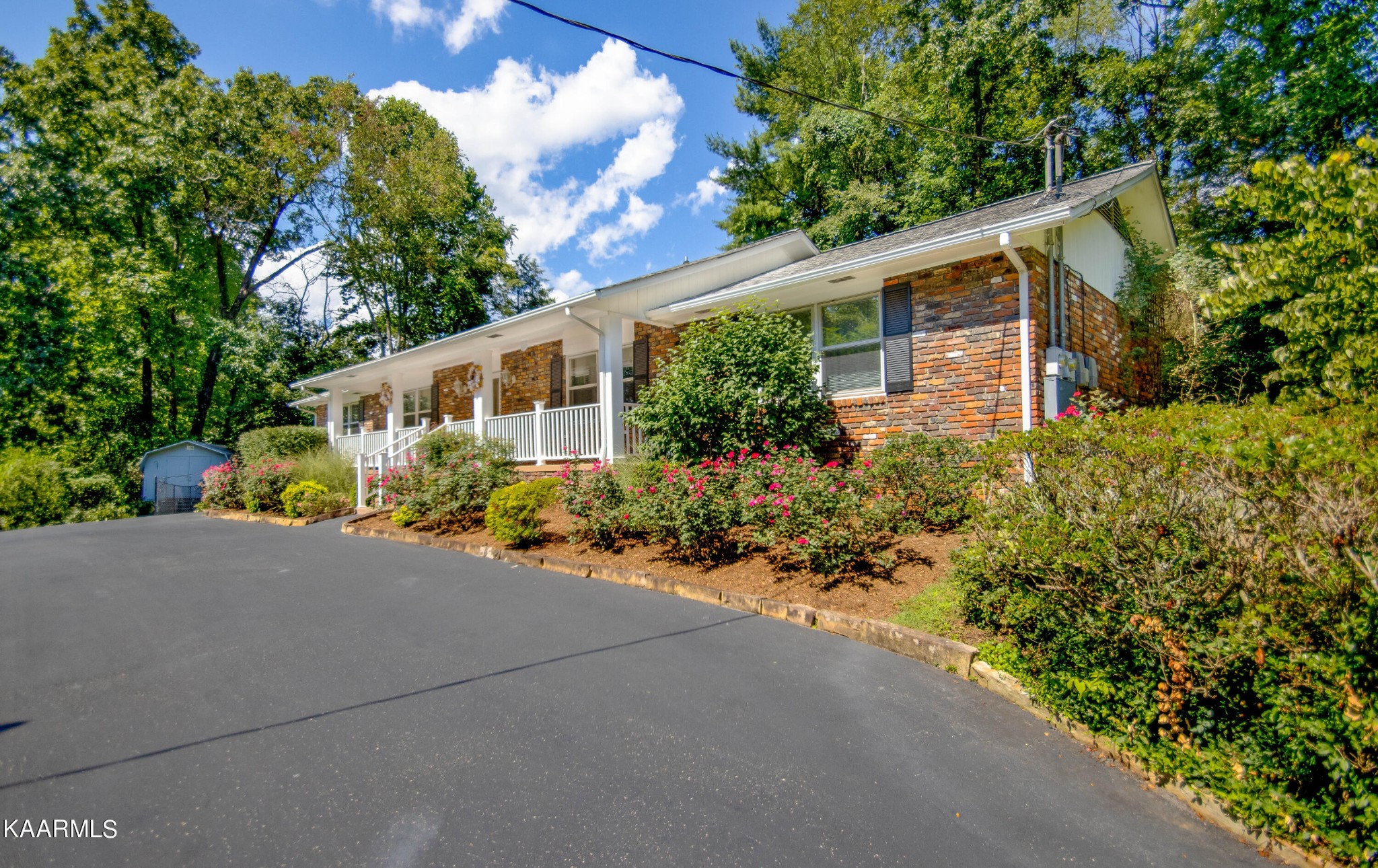 710 Crest Forest Road Knoxville, TN 37923 - Photo 37 of 40