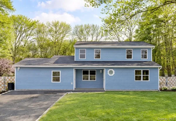 $599,999 | 99 Ontario Street, Port Jefferson Station, NY 11776