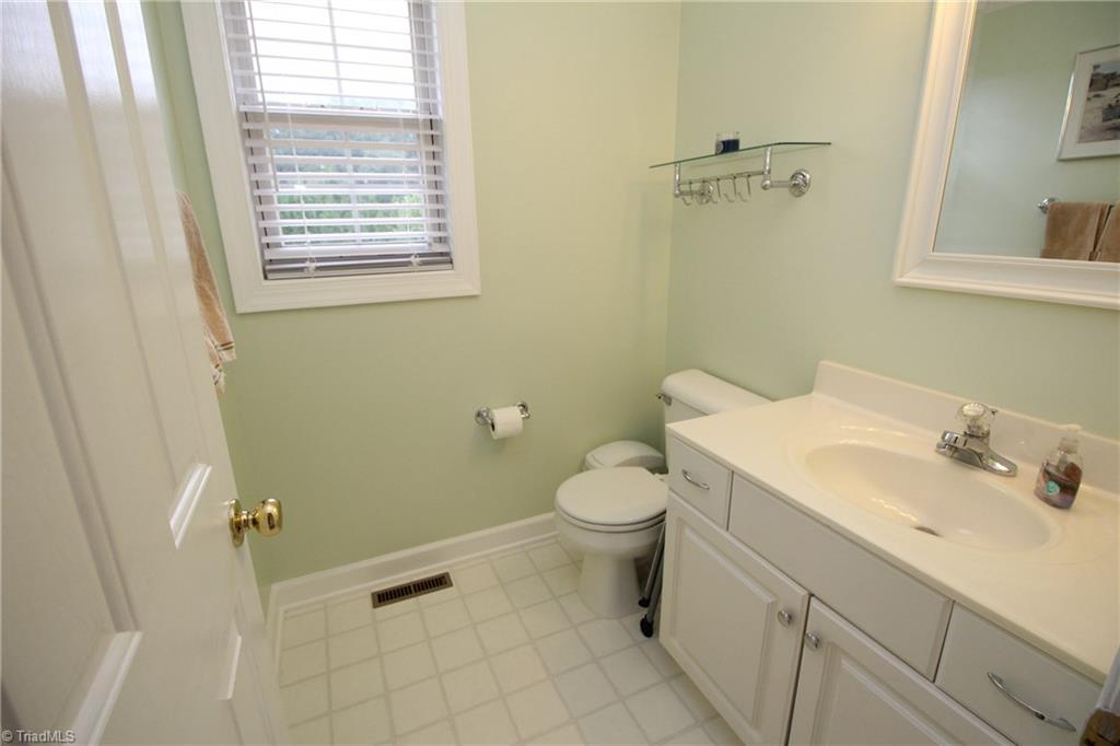 2625 Celeste Road Walkertown, NC 27051 - Photo 10 of 26 Gallery Image 10