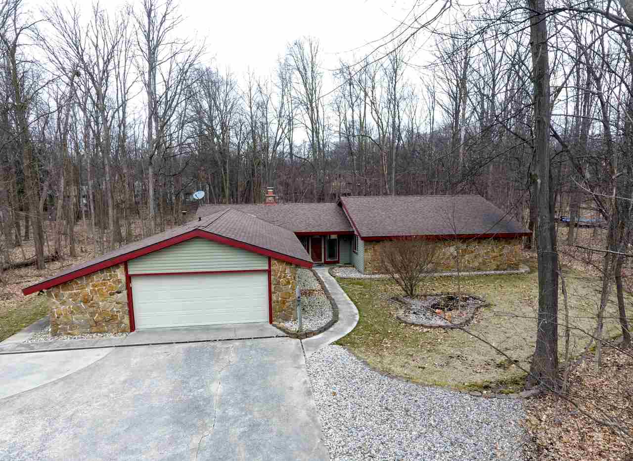 920 West Dupont Road Fort Wayne, IN 46825 - Photo 2 of 32