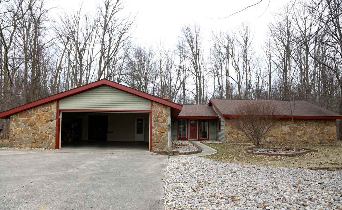 920 West Dupont Road Fort Wayne, IN 46825 - Photo 28 of 32