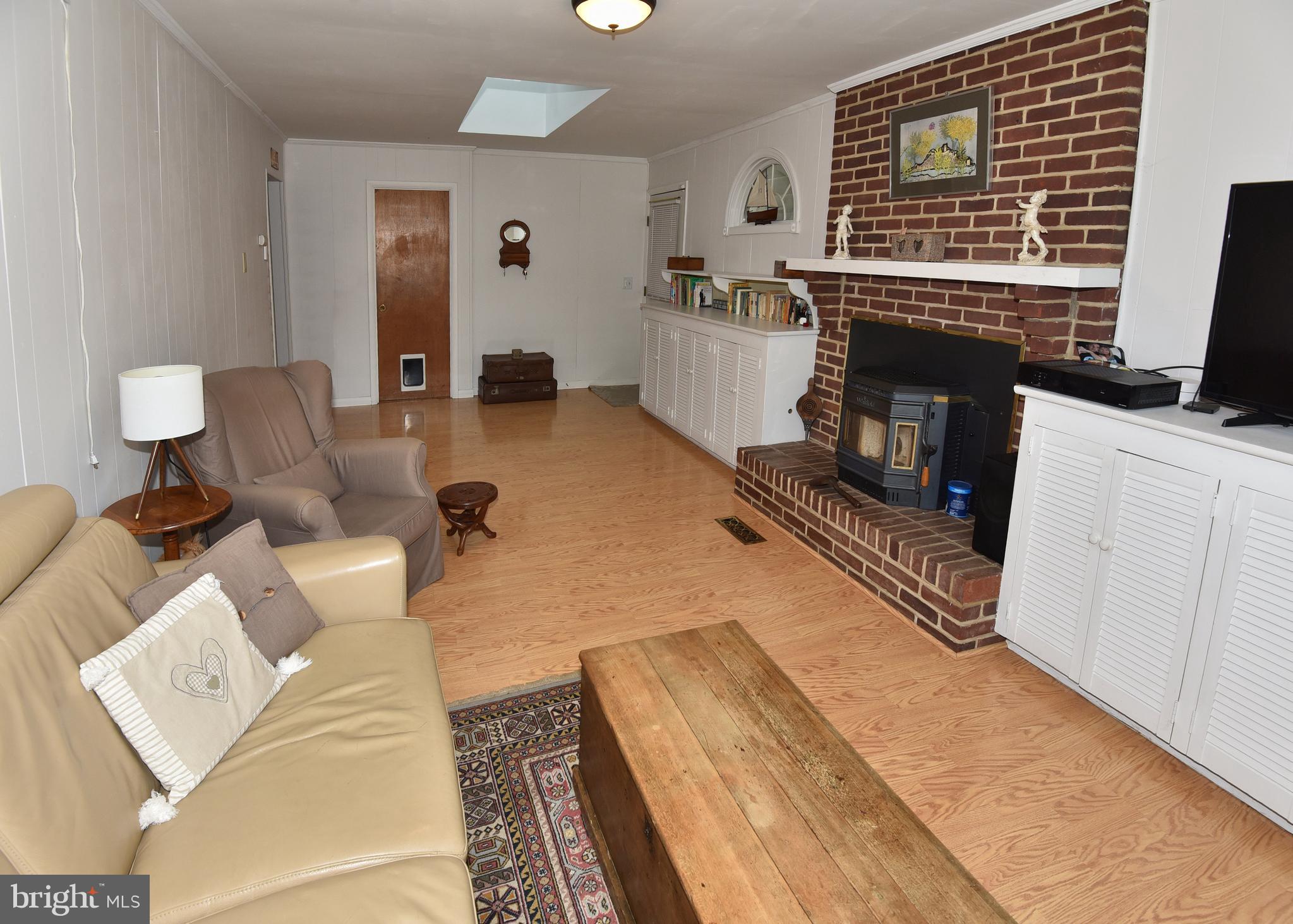 7826 Harbor Road Pasadena, MD 21122 - Photo 29 of 66 Another view of the living room.