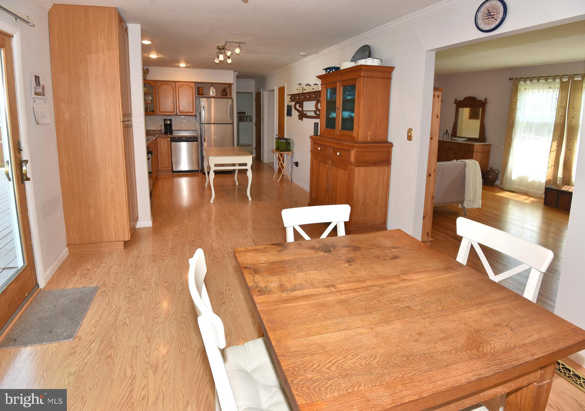 7826 Harbor Road Pasadena, MD 21122 - Photo 35 of 66 View of kitchen from dinning space.