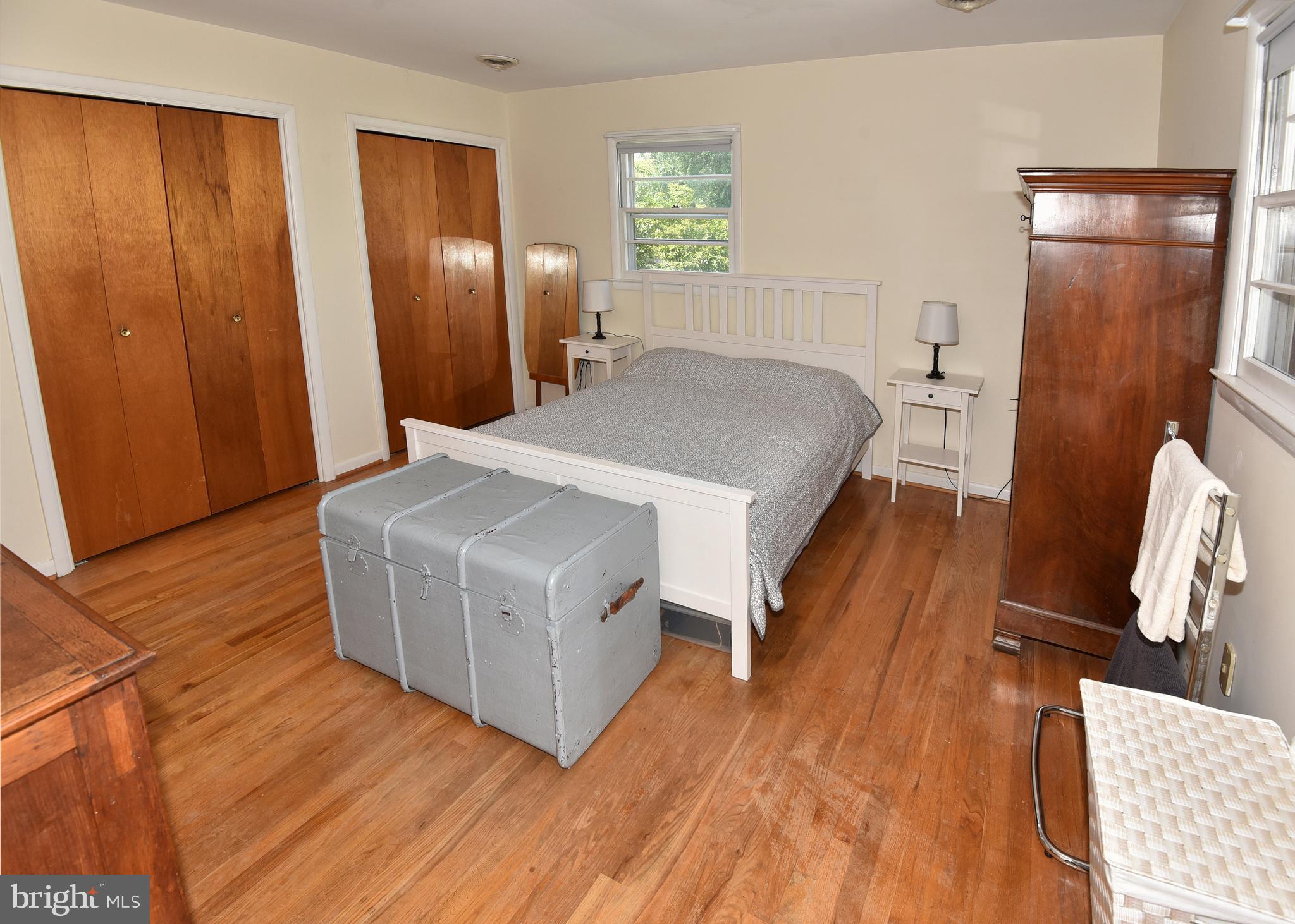 7826 Harbor Road Pasadena, MD 21122 - Photo 41 of 66 Another view of master bedroom.