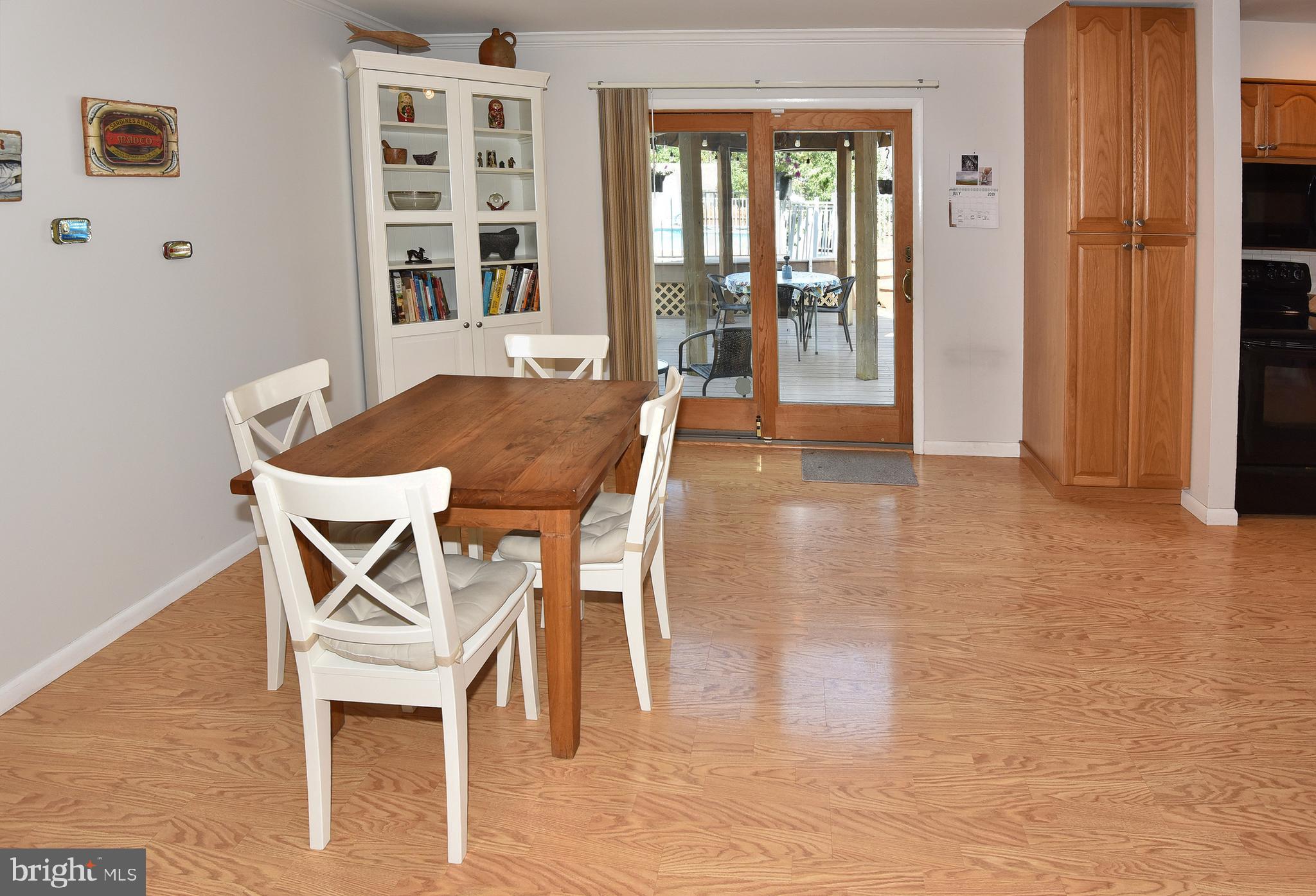 7826 Harbor Road Pasadena, MD 21122 - Photo 44 of 66 Dinning space in the kitchen.