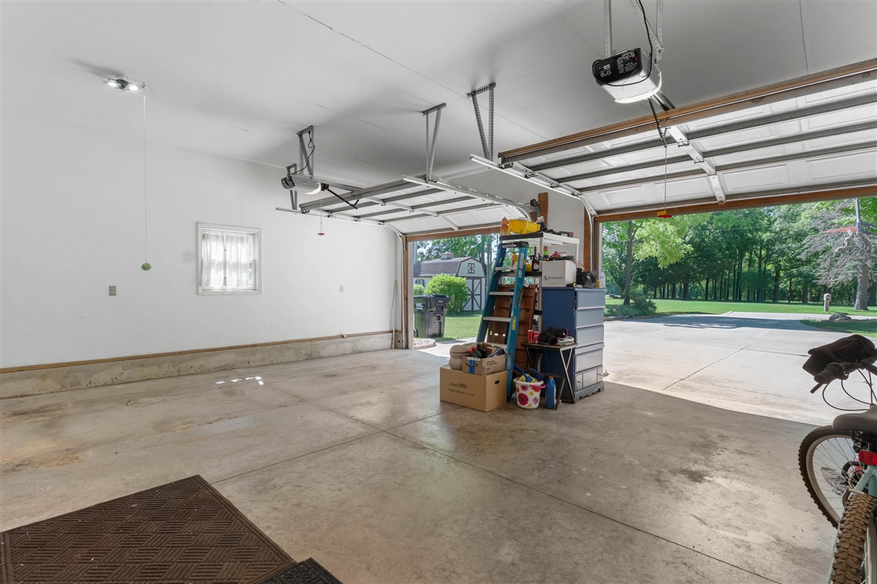 1016 Lukesport Road Quincy, MI 49082 - Photo 50 of 54