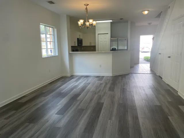 $2,400 | 5024 Southeast Mariner Garden Circle, Stuart, FL 34997