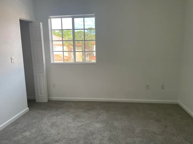 $2,400 | 5024 Southeast Mariner Garden Circle, Stuart, FL 34997