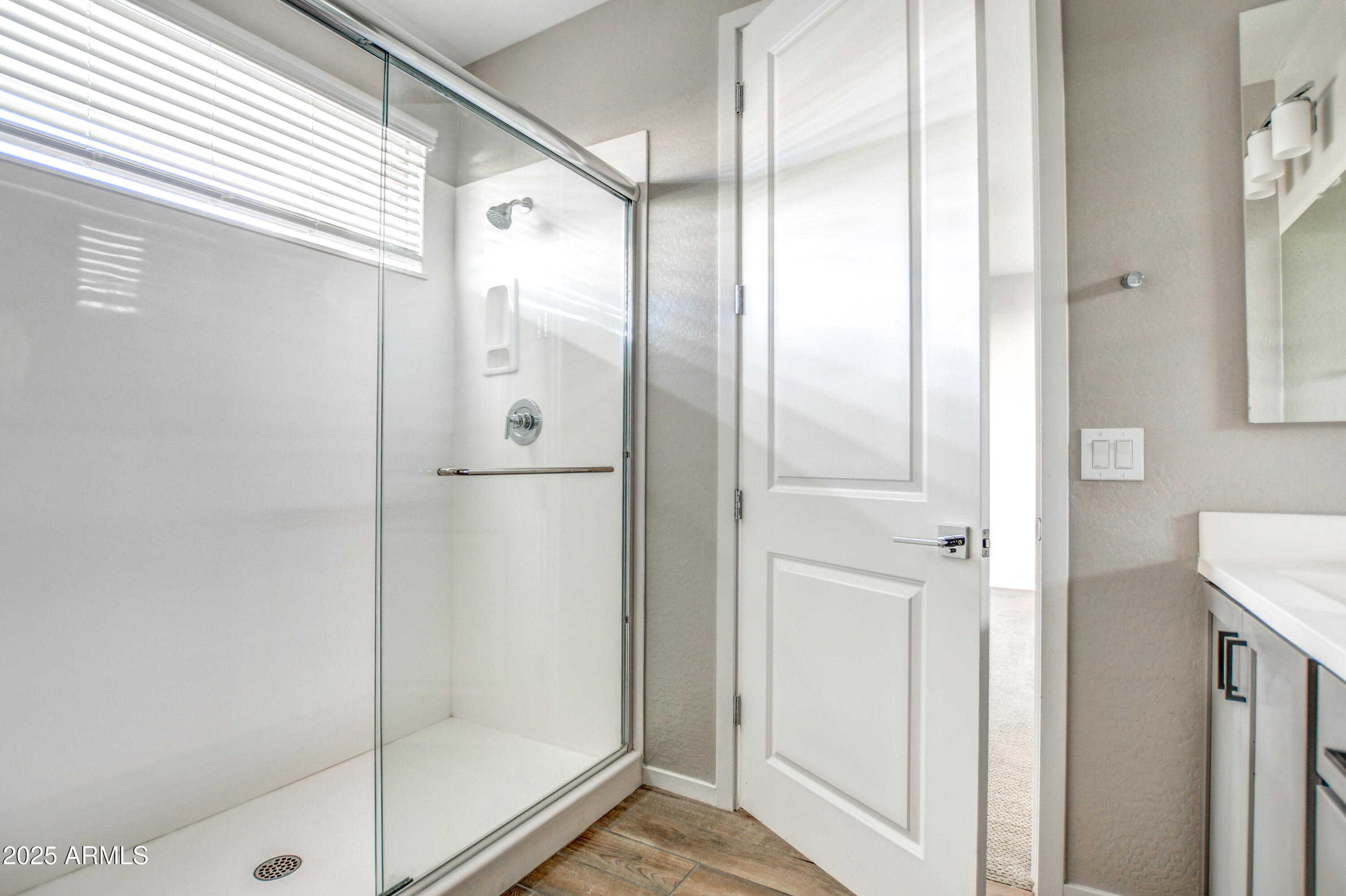 901 South Smith Road, Unit 1045 Tempe, AZ 85281 - Photo 18 of 32 Primary Bath