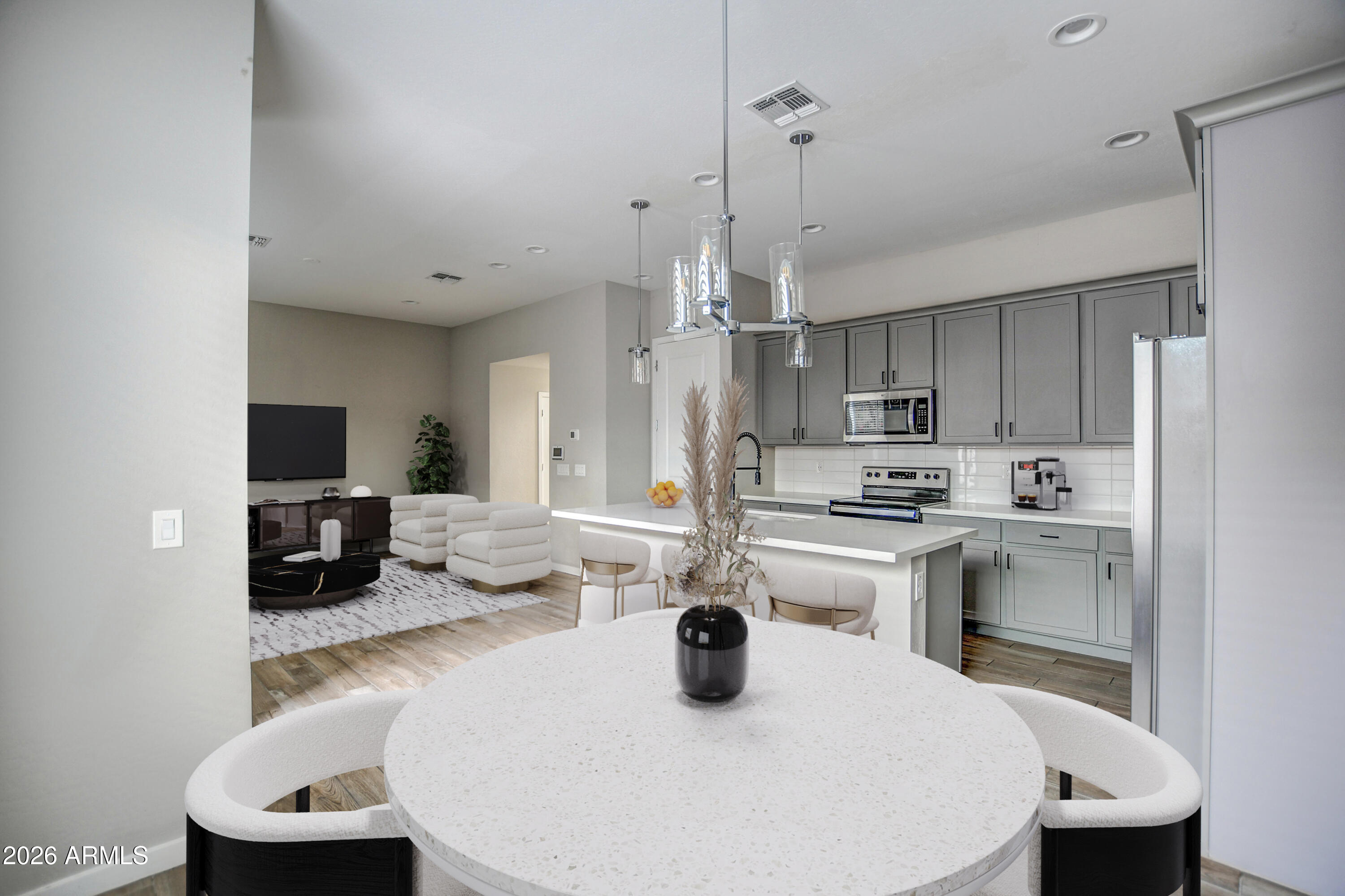 901 South Smith Road, Unit 1045 Tempe, AZ 85281 - Photo 9 of 32 Eat in 1