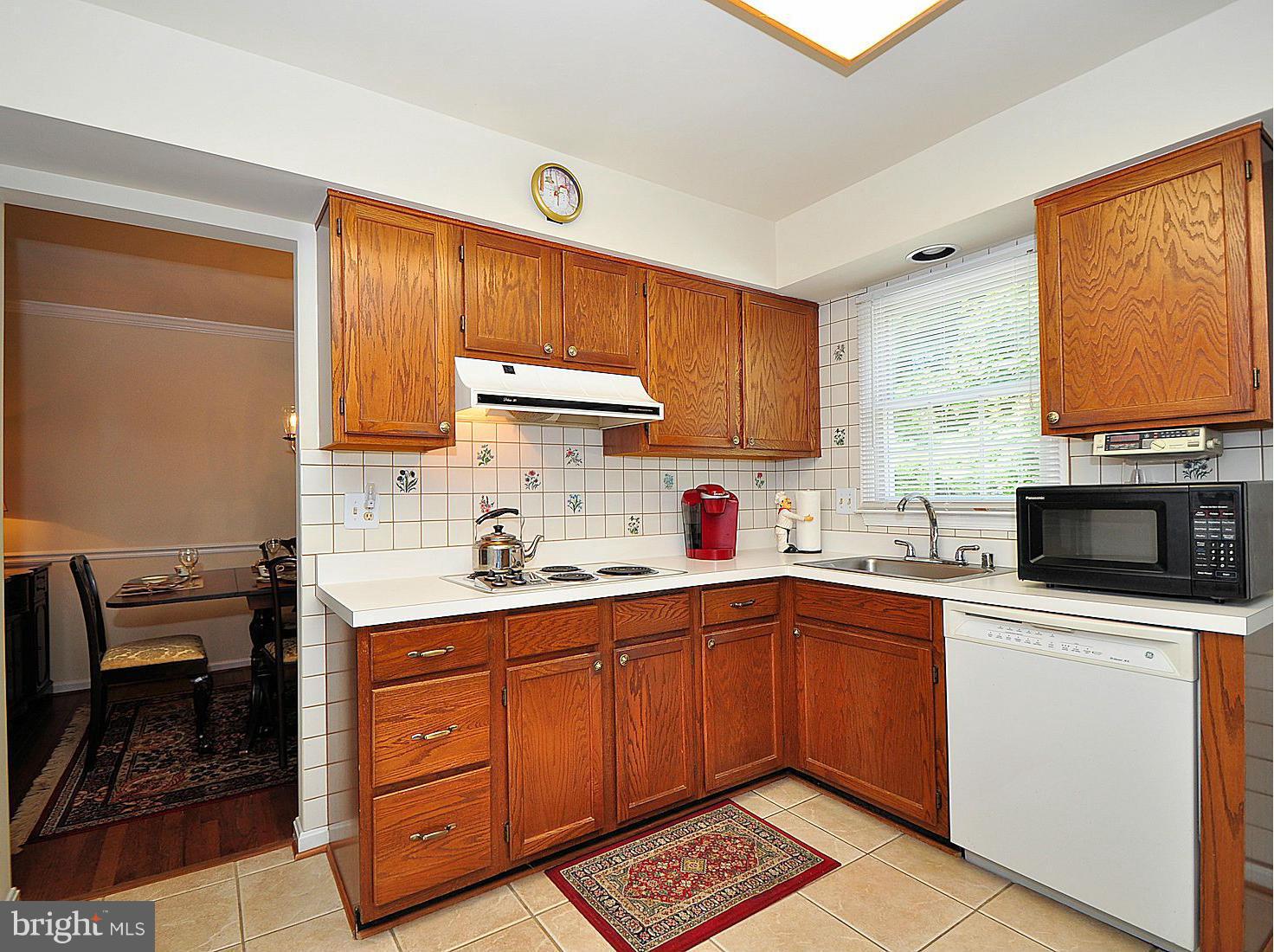 9502 Hallhurst Road Baltimore, MD 21236 - Photo 15 of 30 Kitchen