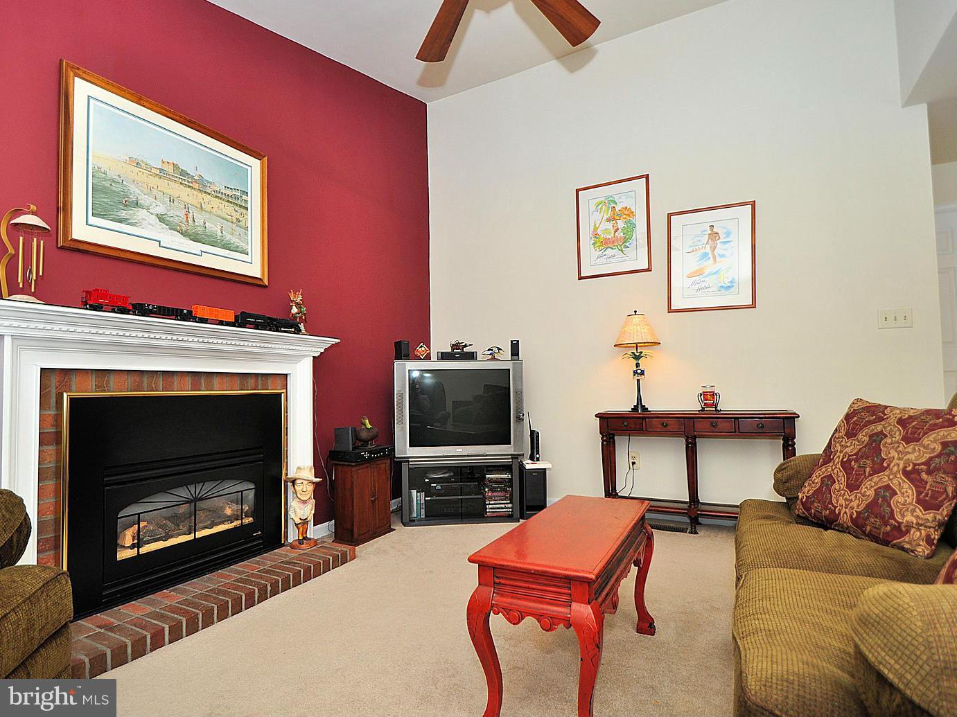 9502 Hallhurst Road Baltimore, MD 21236 - Photo 19 of 30 Family Room