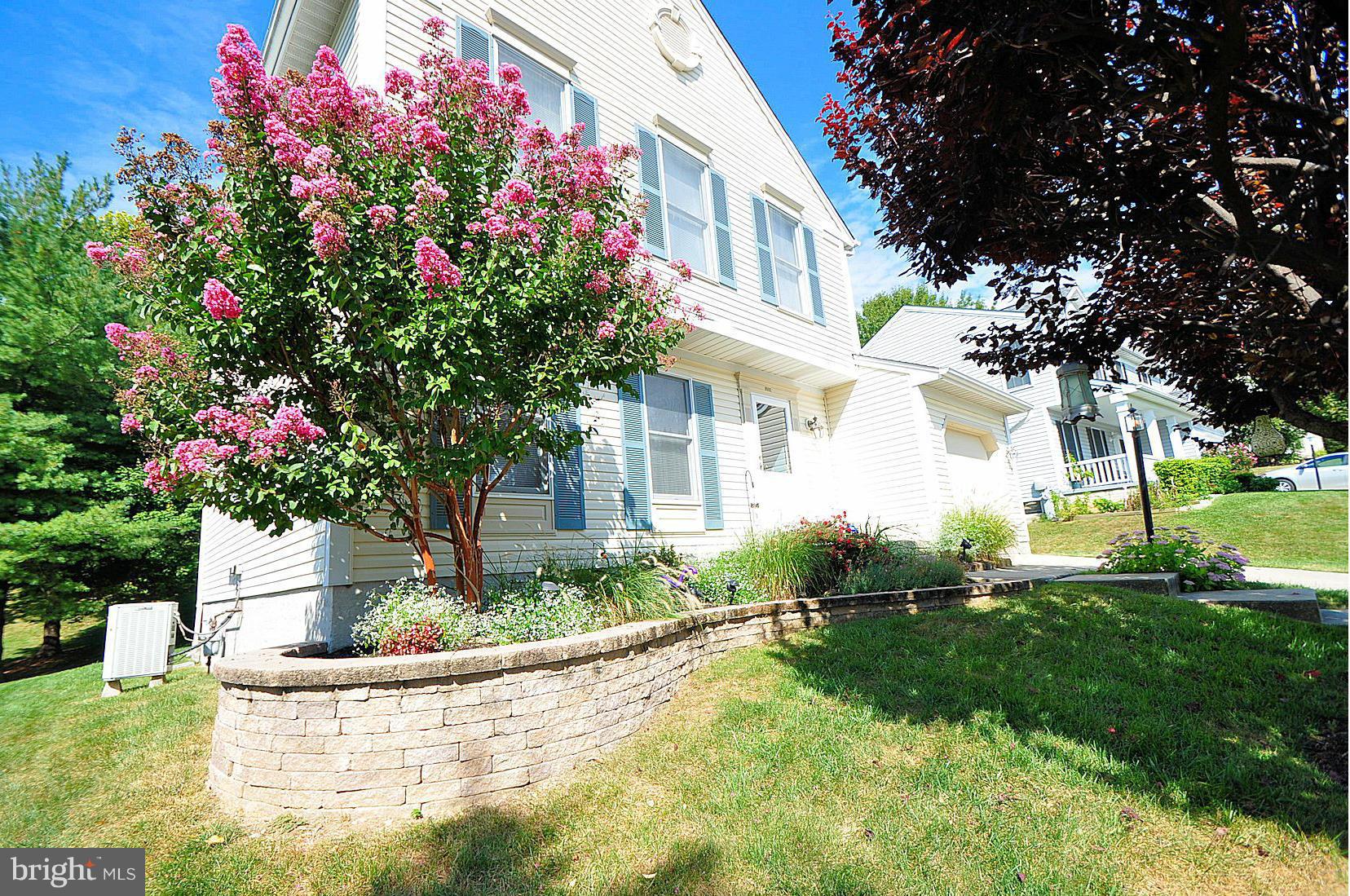 9502 Hallhurst Road Baltimore, MD 21236 - Photo 8 of 30 Exterior (Front)