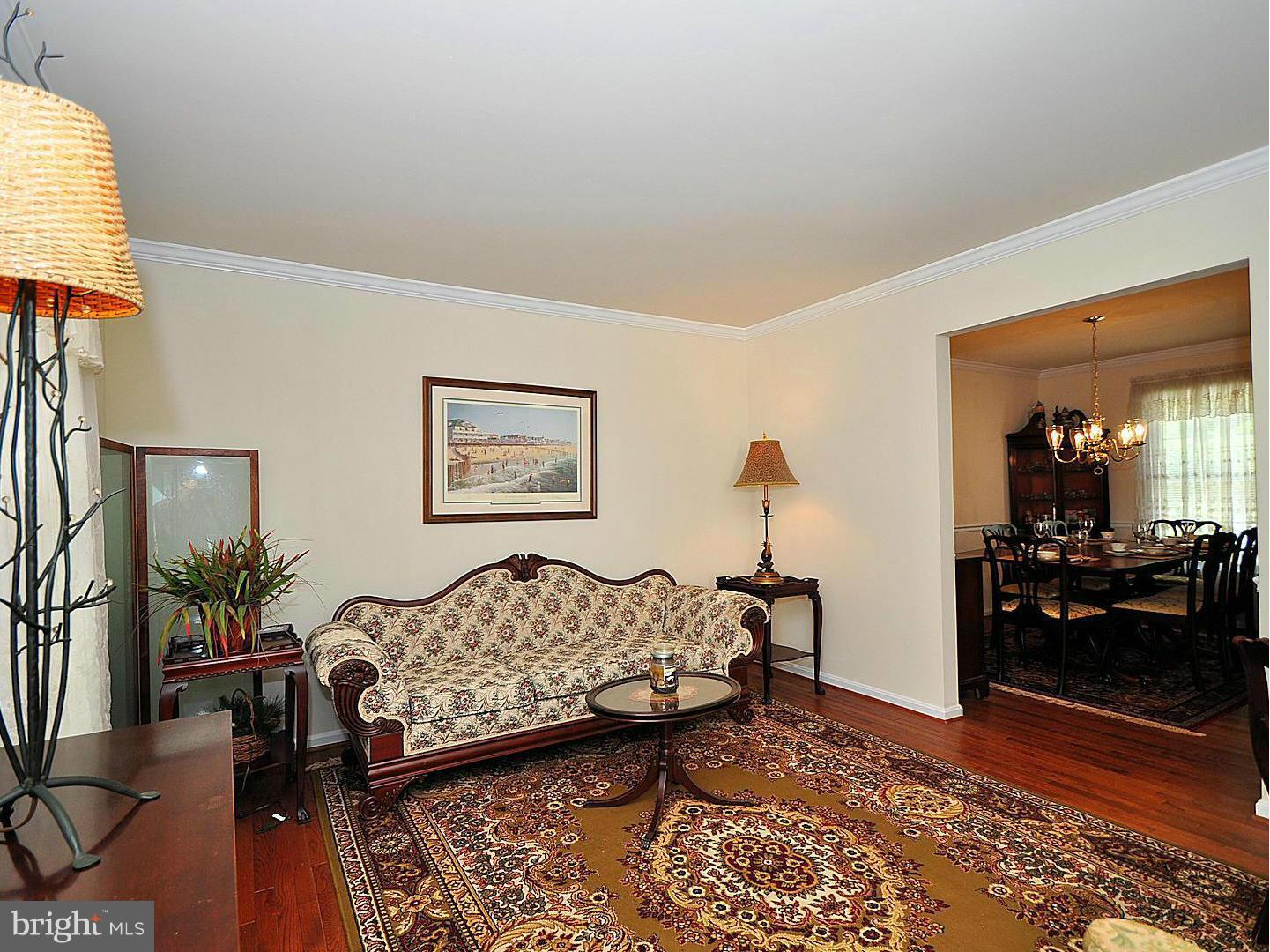 9502 Hallhurst Road Baltimore, MD 21236 - Photo 10 of 30 Living Room