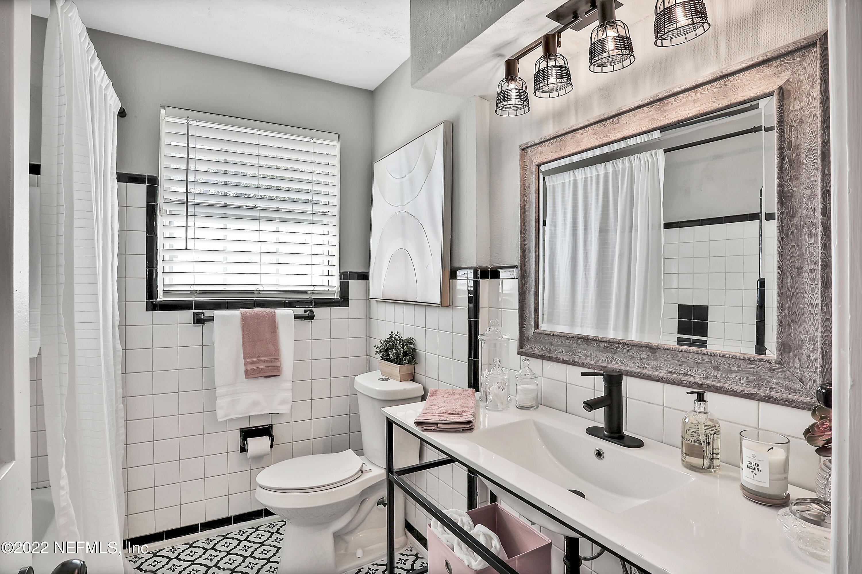 6904 Altama Road Jacksonville, FL 32216 - Photo 14 of 24 Modernized yet Vintage