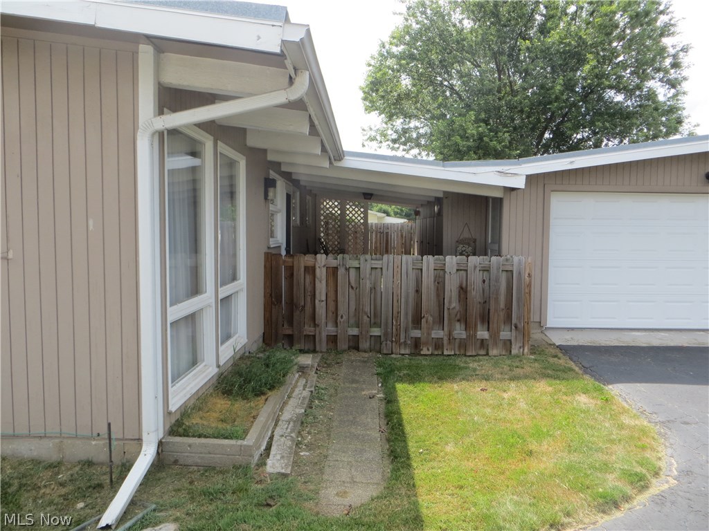 1117 Military Road Zanesville, OH 43701 - Photo 13 of 20