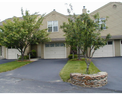 113 B Ridgefield Circle, Unit 113B Clinton, MA 01510 - Photo 1 of 1 Gallery Image 1