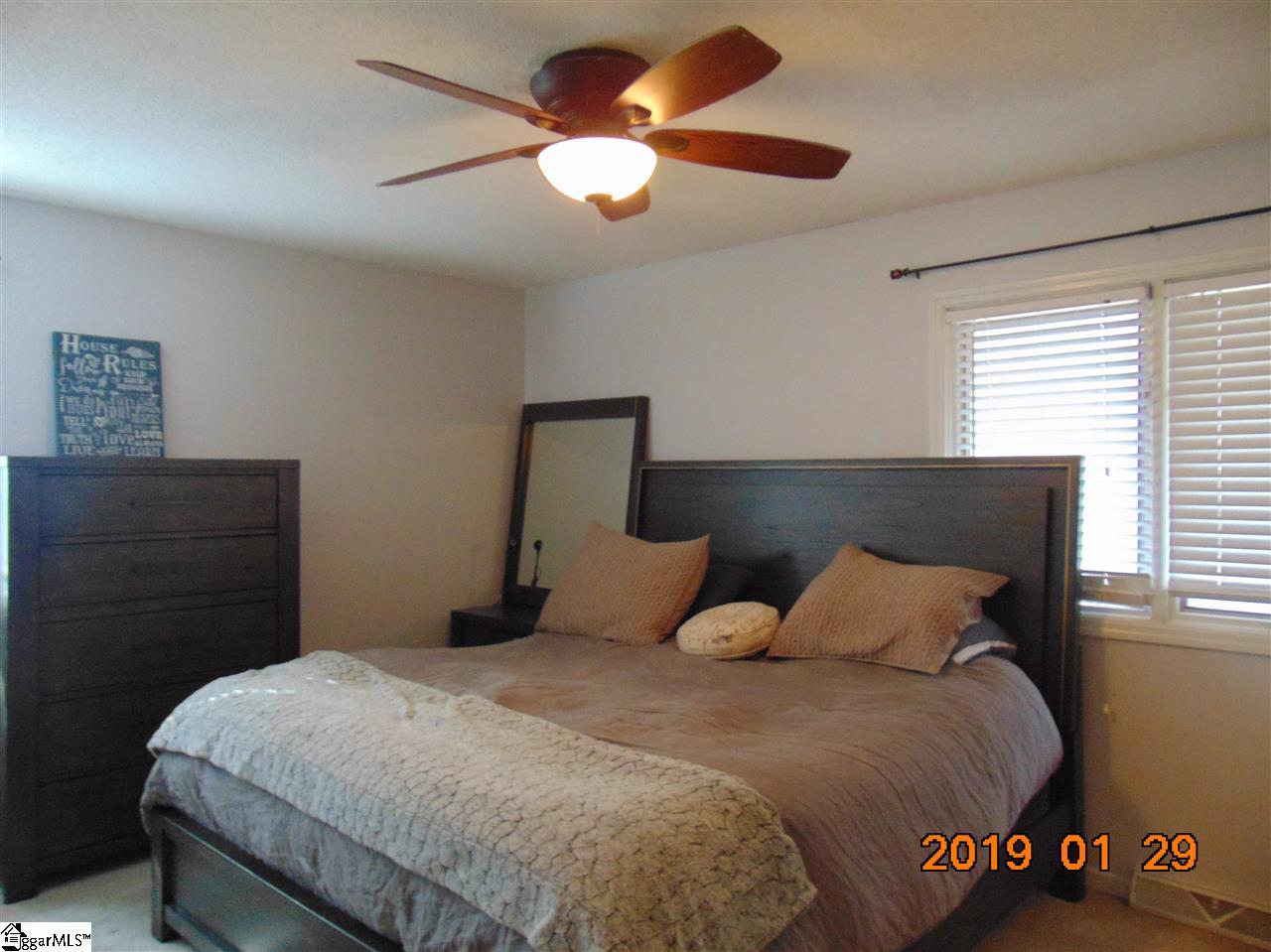 102 Hominey Hills Road Six Mile, SC 29682 - Photo 11 of 31