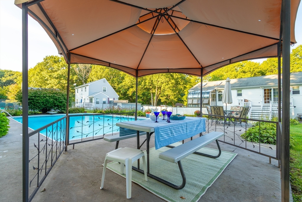 24 Colony Road Westminster, MA 01473 - Photo 7 of 31 Gallery Image 7