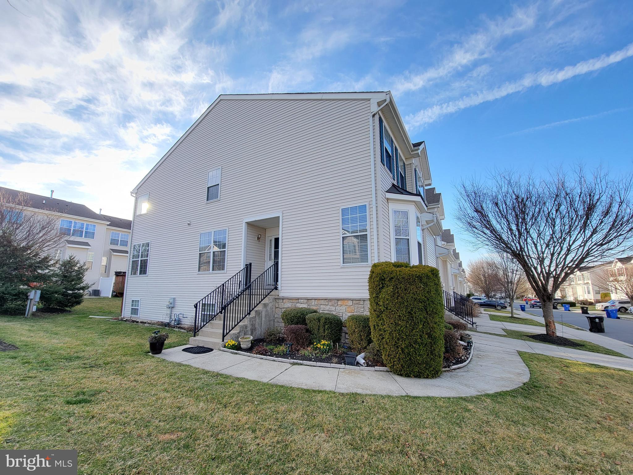 102 Castleton Road Delran, NJ 08075 - Photo 3 of 55