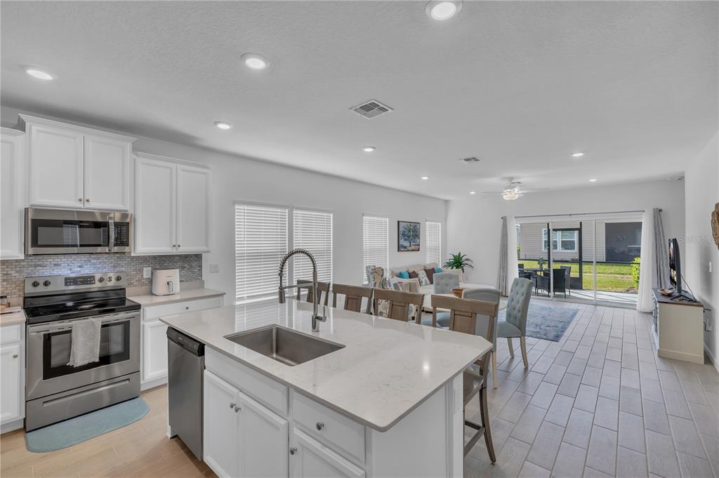 7412 Southwest 76th Terrace Ocala, FL 34481 - Photo 2 of 24 Gallery Image 2