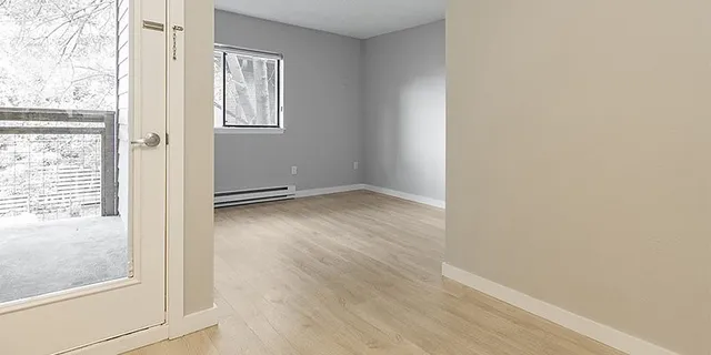 $1,200 | 2037 Walnut Street, Boulder, CO 80302