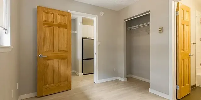 $1,200 | 2037 Walnut Street, Boulder, CO 80302