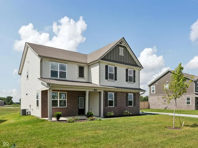 $384,900 | 7909 Magnolia Street, New Palestine, IN 46163