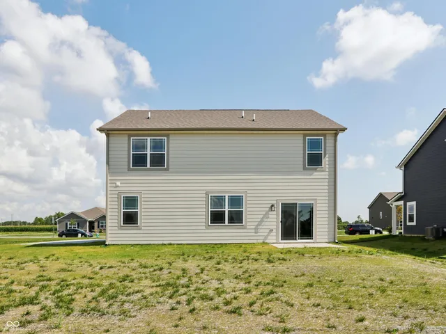 $384,900 | 7909 Magnolia Street, New Palestine, IN 46163