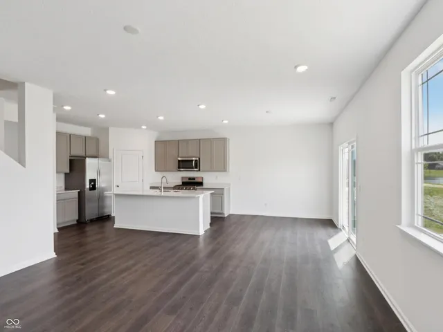 $384,900 | 7909 Magnolia Street, New Palestine, IN 46163