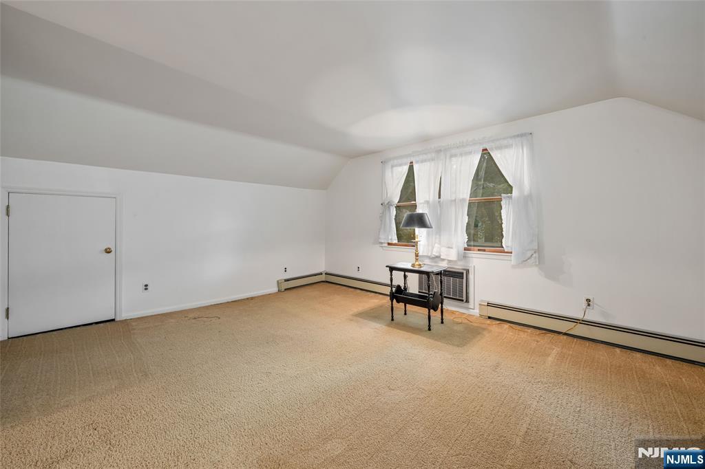 401 Hamilton Road Ridgewood, NJ 07450 - Photo 16 of 21 Gallery Image 16