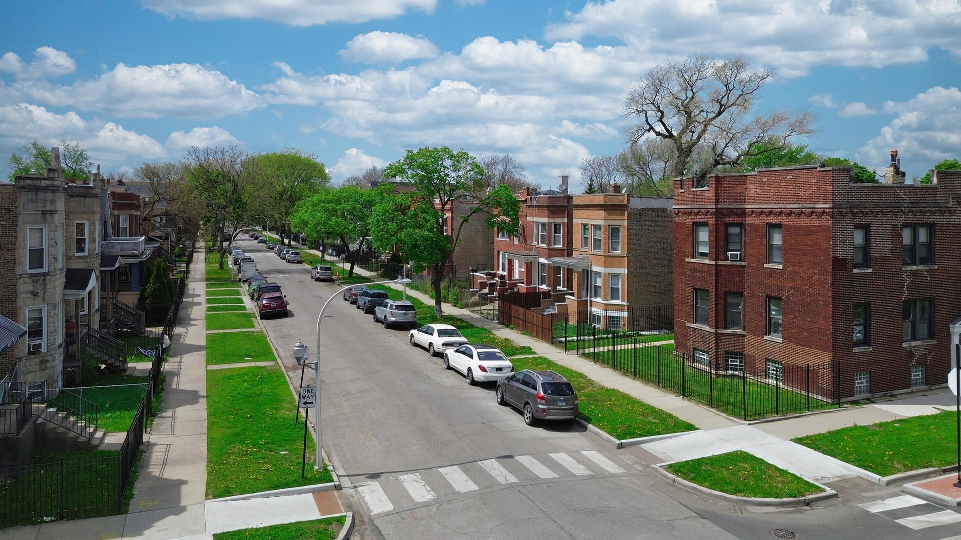 4906 West Erie Street Chicago, IL 60644 - Photo 2 of 49