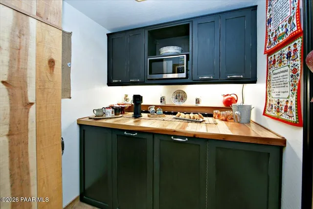 $1,250,000 | 835 Happy Valley Road, Prescott, AZ 86305