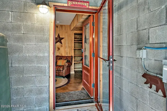 $1,250,000 | 835 Happy Valley Road, Prescott, AZ 86305