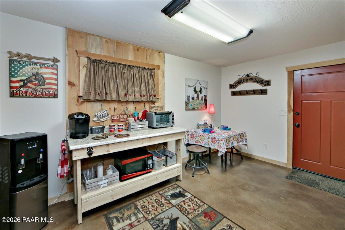 835 Happy Valley Road Prescott, AZ 86305 - Photo 28 of 48 a living room with furniture and a window