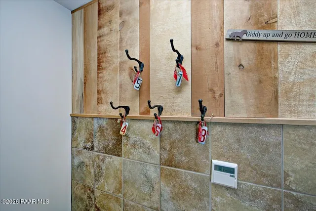 $1,250,000 | 835 Happy Valley Road, Prescott, AZ 86305