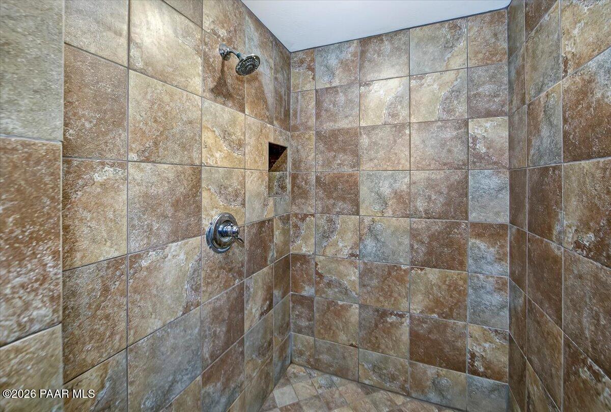 835 Happy Valley Road Prescott, AZ 86305 - Photo 32 of 48 a bathroom with a shower