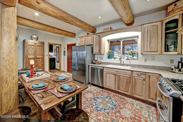 $1,250,000 | 835 Happy Valley Road, Prescott, AZ 86305