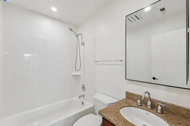 $725,000 | 24735 Garwood Glen Drive, Hayward, CA 94541