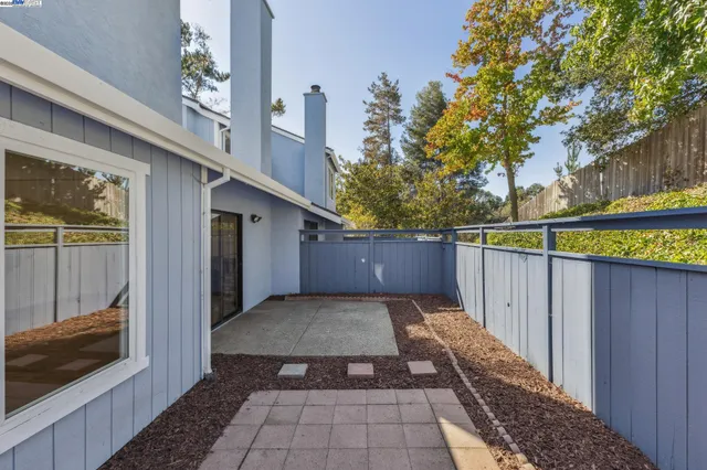 $725,000 | 24735 Garwood Glen Drive, Hayward, CA 94541