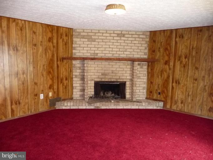 7 Bohn Court Rosedale, MD 21237 - Photo 15 of 30 Fireplace