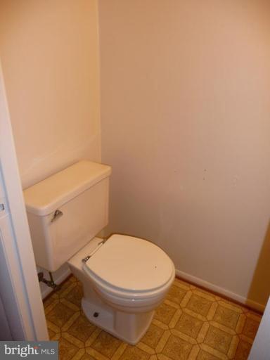 7 Bohn Court Rosedale, MD 21237 - Photo 16 of 30 Main powder room
