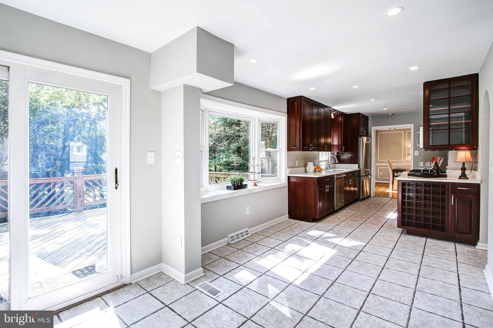 11601 Falls Road Potomac, MD 20854 - Photo 20 of 49