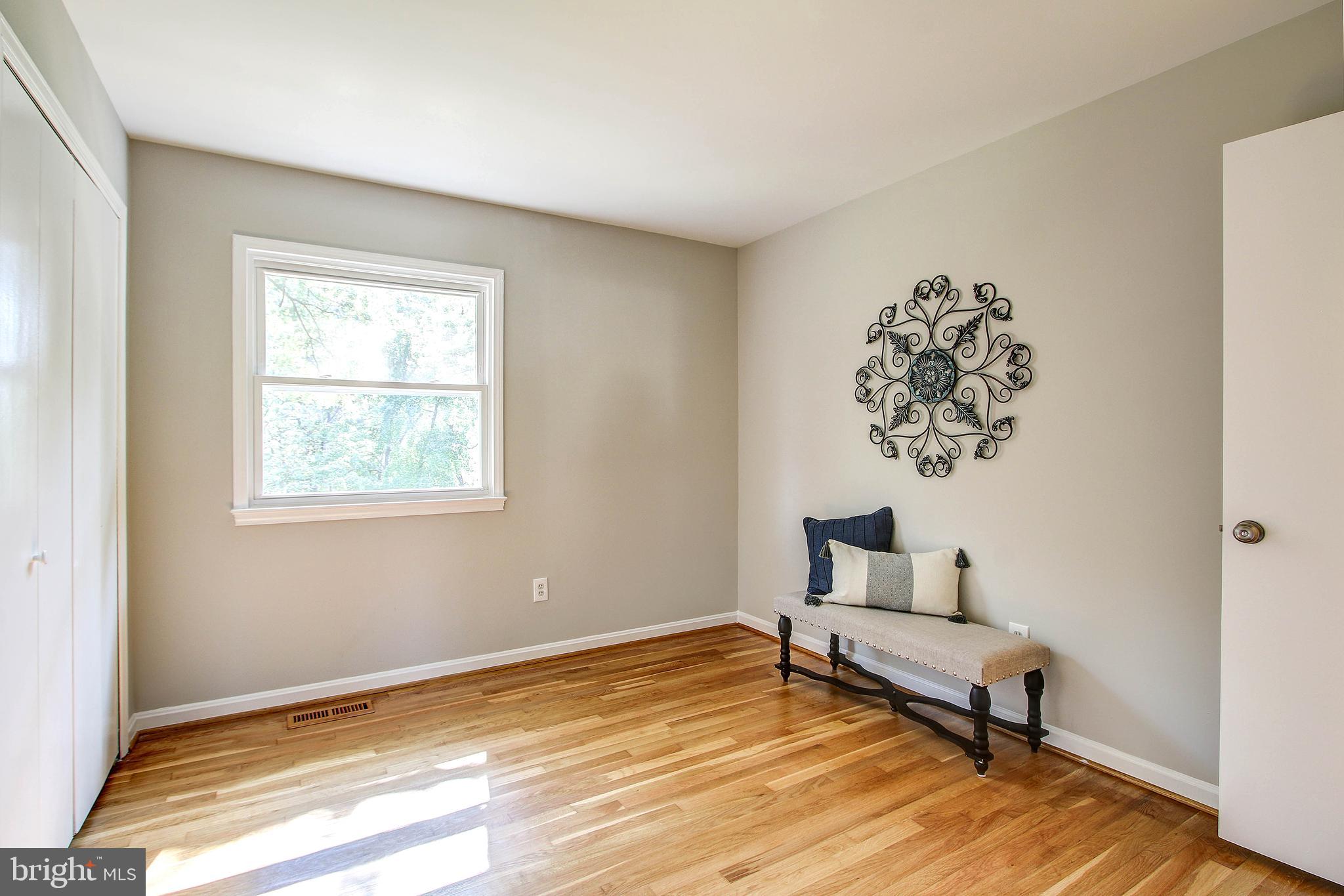 11601 Falls Road Potomac, MD 20854 - Photo 32 of 49